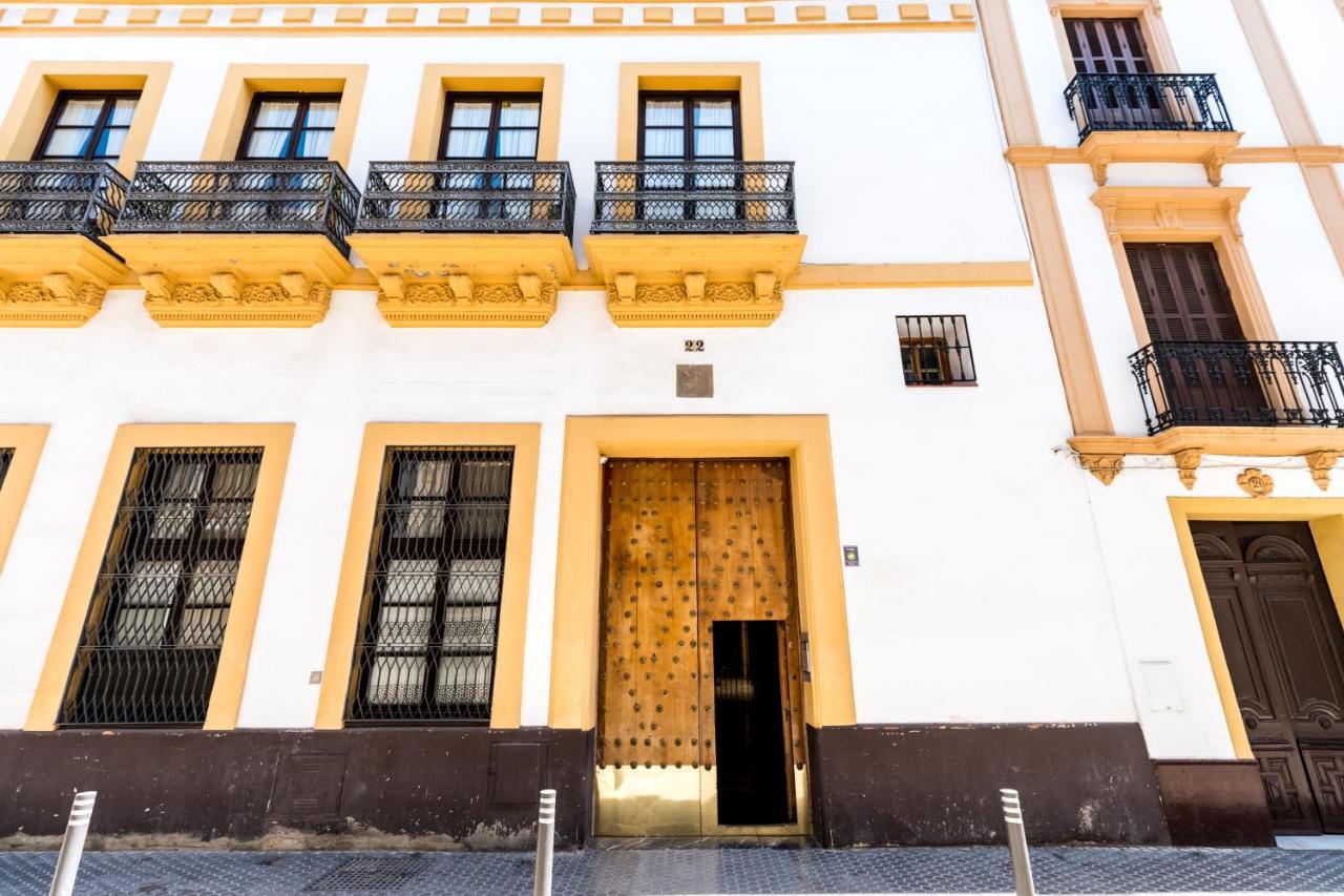 Apartamentos Rg, San Vicente 22 Seville Exterior photo