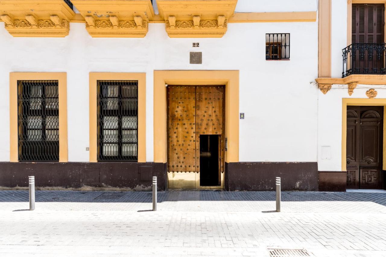 Apartamentos Rg, San Vicente 22 Seville Exterior photo